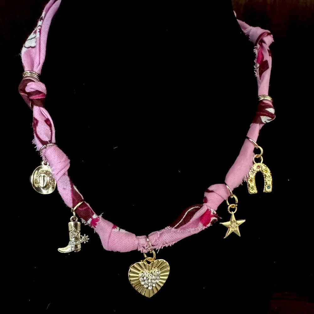 Bandana necklace